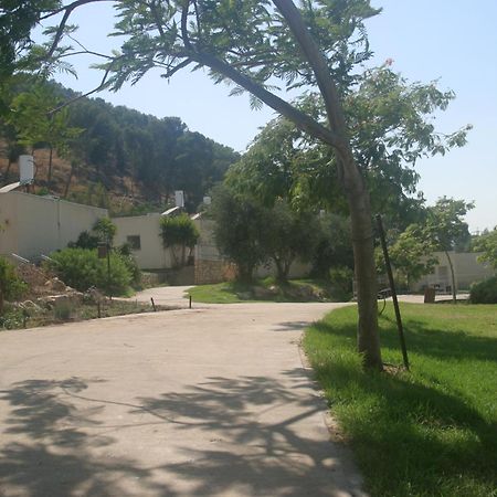 Hi - Maayan Harod Hostel Gid'ona Екстер'єр фото