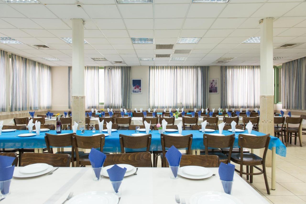Hi - Maayan Harod Hostel Gid'ona Екстер'єр фото
